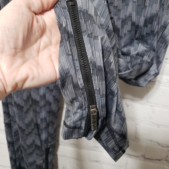 Victoria's Secret Sport Sz M Grey&Black Di… - Picture 6 of 15